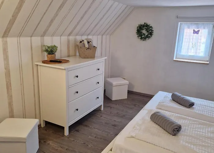 Pfaffenhaus * Frankenheim/Rhon